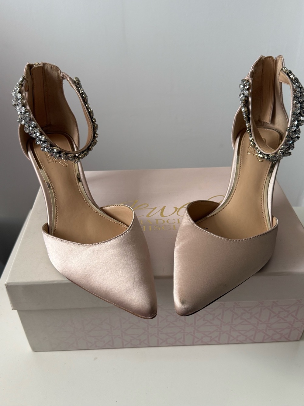 Women’s Embellished Ankle-Strap Pointed Toe Pumps - Blush